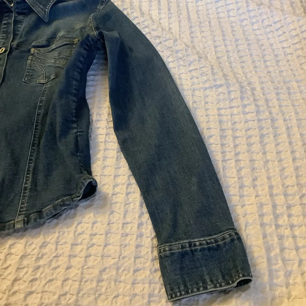 Tommy Hilfiger blue washed denim shirt/ jacket Size Medium - Picture 7 of 14